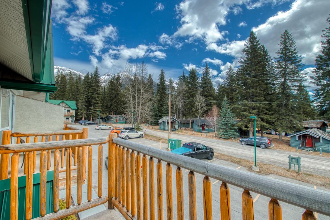 Beautiful Newly Reno 2Bdm 2 Bth Sleep Up To 6 Adults & Kids Mountain View Townhouse Suite 캔모어 외부 사진